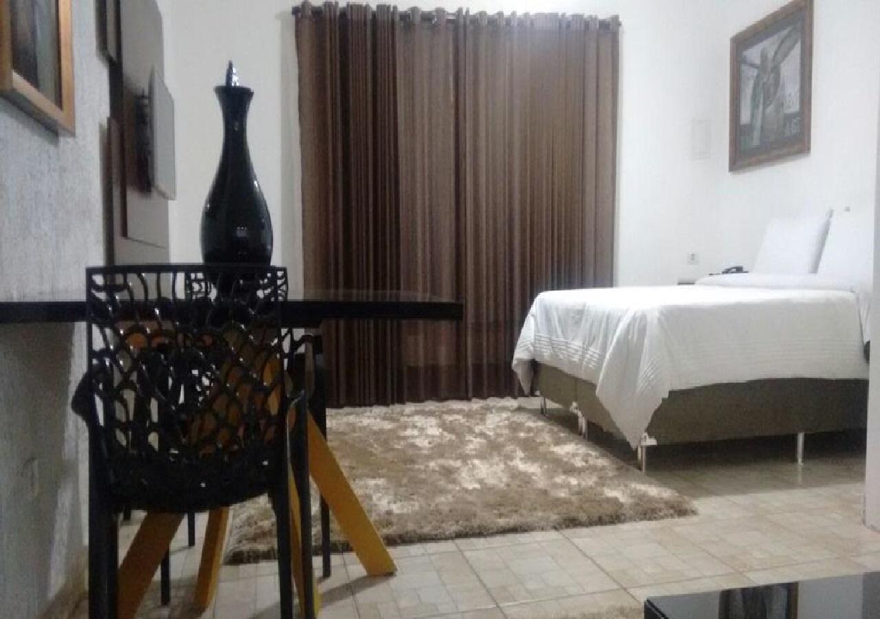 Medieval Hotel 特雷斯科拉松伊斯 外观 照片