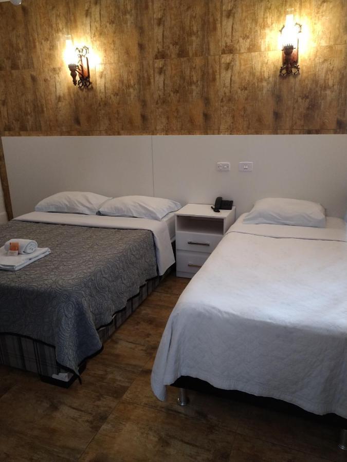 Medieval Hotel 特雷斯科拉松伊斯 外观 照片